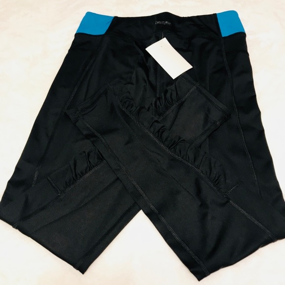 ‼️SOLD OUT‼️ Calvin Klein Performance Leggings - Picture 2 of 5